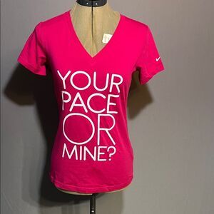 Nike Women's S Bright Pink Graphic Tee Dri-fit
